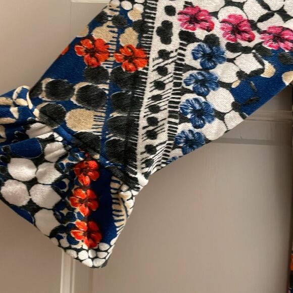 Aryeh Abstract 3/4 Bell Sleeve Knit Midi Shift Dress Blue Orange Pink Size XL - Picture 6 of 6